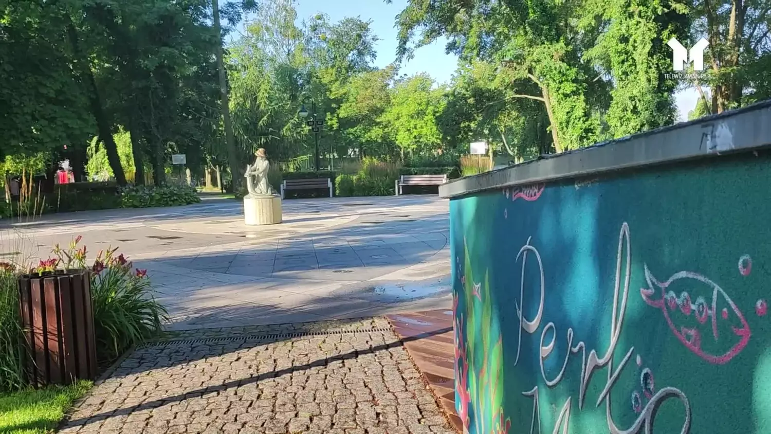 murale-w-perle-mazur.mp4