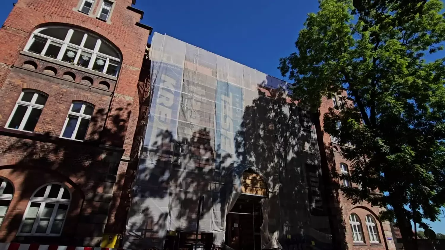 120-lat-historii-poddane-renowacji-em.mp4