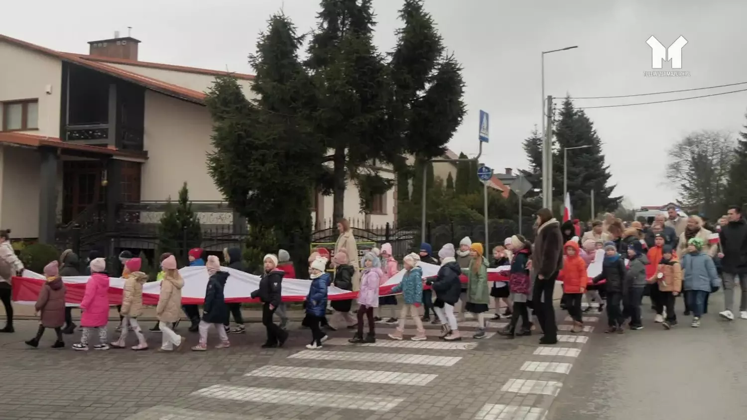 flaga-w-dloni-polska-w-sercu-8da0a15.mp4