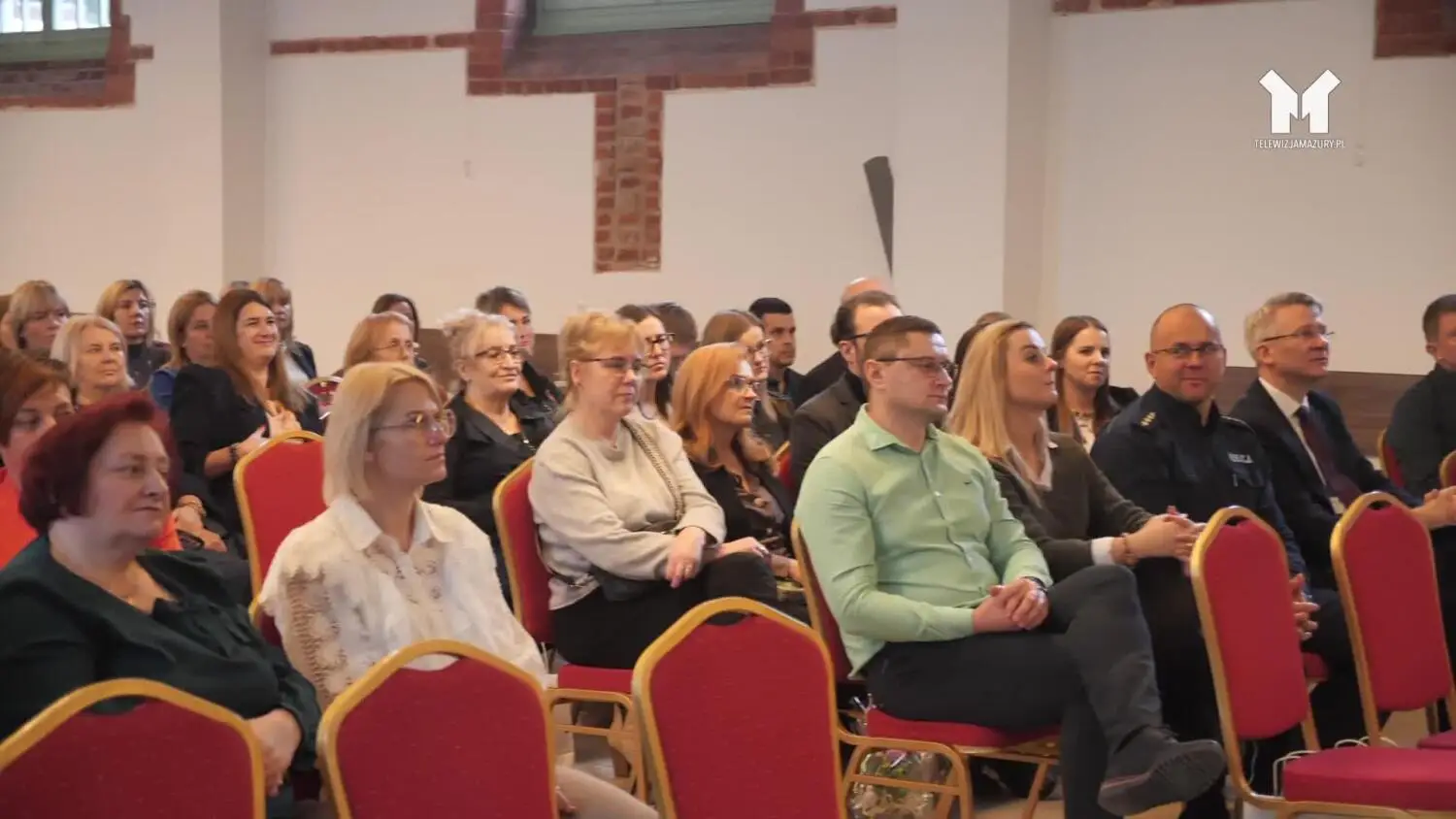 rownowaga-i-empatia-w-pracy-socjalnej.mp4