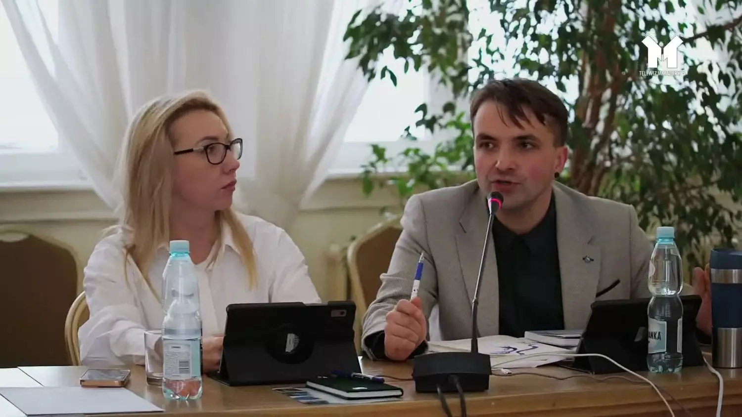 dyskusja-o-remisiu.mp4